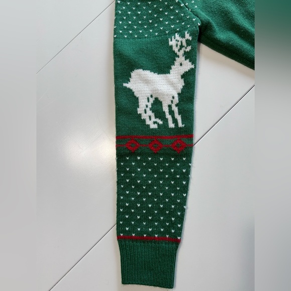 Home Alone Merry Christmas Ya Filthy Animal Sweater size Small S green holiday - Picture 4 of 5